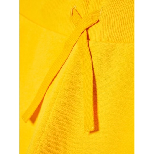 United Colors Of Benetton Spodnie dresowe 3J68I0028 Żółty Regular Fit United Colors Of Benetton 130 okazyjna cena MODIVO