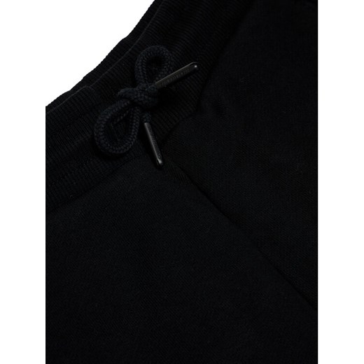 Calvin Klein Jeans Szorty sportowe Hybrid Logo IB0IB00798 Czarny Regular Fit 14Y okazja MODIVO