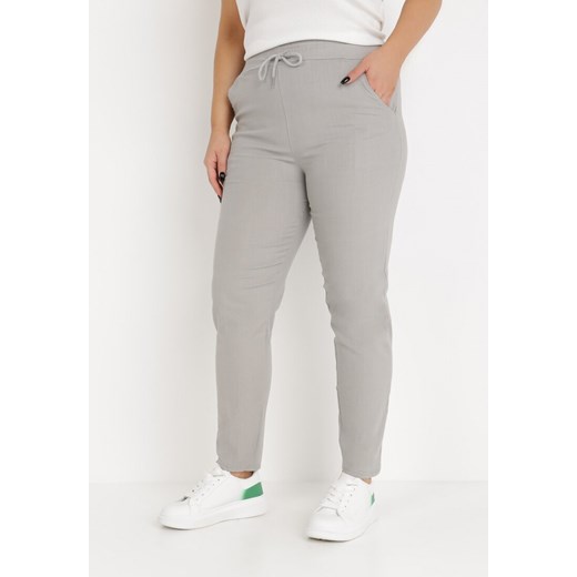 Szare Spodnie Regular Auxosa ze sklepu Born2be Odzież w kategorii Spodnie damskie - zdjęcie 138012330