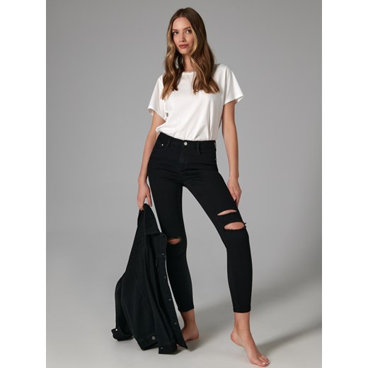 Sinsay - Jeansy skinny mid waist - Czarny Sinsay 38 Sinsay
