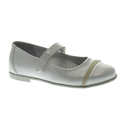 Białe buty komunijne dla dziewczynki Kornecki 06492 Kornecki 31 Sklep Dorotka