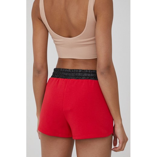Armani Exchange szorty damskie kolor czerwony z aplikacją medium waist Armani Exchange S ANSWEAR.com