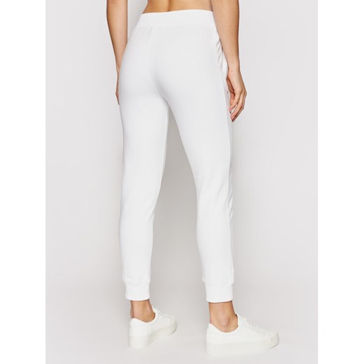 Calvin Klein Jeans Spodnie dresowe J20J215551 Biały Regular Fit M okazja MODIVO
