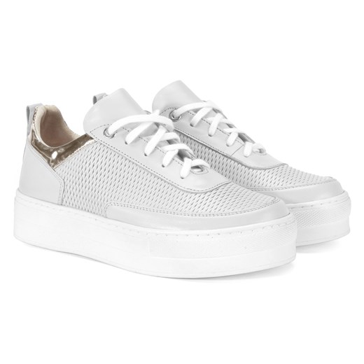 Białe sneakersy DALIA ze sklepu Domenoshoes w kategorii Trampki damskie - zdjęcie 138652752