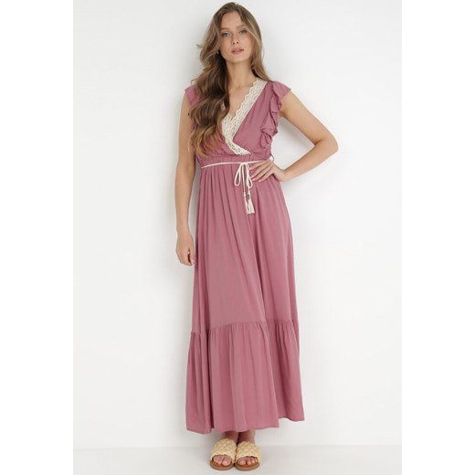 Różowa Sukienka Lasthusa ze sklepu Born2be Odzież w kategorii Sukienki - zdjęcie 138707201