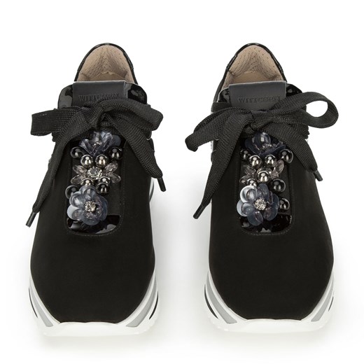 Damskie sneakersy ozdobione koralikami na koturnie czarne ze sklepu WITTCHEN w kategorii Buty sportowe damskie - zdjęcie 138746090