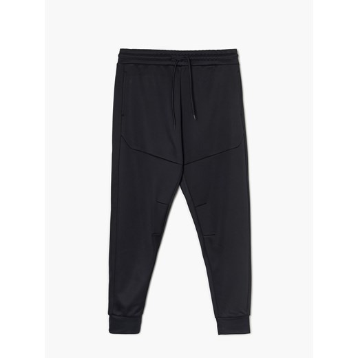 Cropp - Gładkie czarne joggery - czarny ze sklepu Cropp w kategorii Spodnie męskie - zdjęcie 139003992