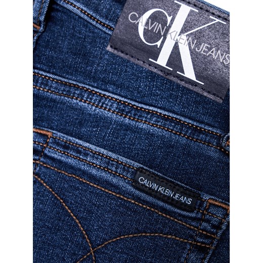Calvin Klein Jeans Jeansy Essential IB0IB00767 Granatowy Skinny Fit 14Y promocja MODIVO