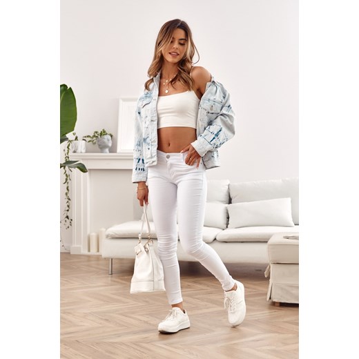 Dekatyzowana luźna kurtka jeansowa jasnoniebieska 5607 M fasardi.com