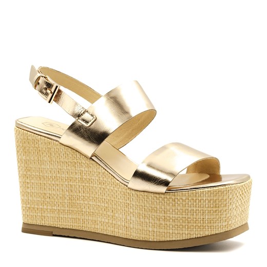 Złote sandały na koturnie 250F ze sklepu NESCIOR w kategorii Sandały damskie - zdjęcie 140535992