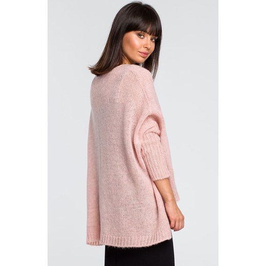 Sweter z kieszenią BK018, Kolor róż pastelowy, Rozmiar one size, BE Knit ze sklepu Primodo w kategorii Swetry damskie - zdjęcie 140691374