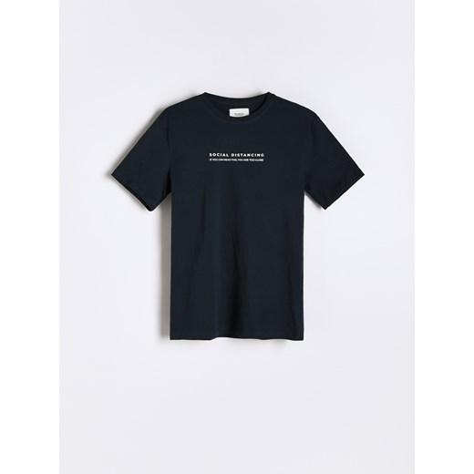 Reserved - T-shirt regular z minimalistycznym nadrukiem - Granatowy Reserved S Reserved