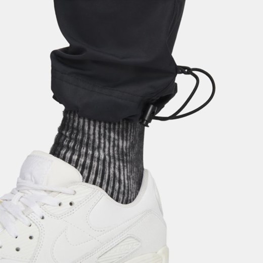 Męskie spodnie z tkaniny Nike Sportswear Repeat - Czerń Nike S Nike poland