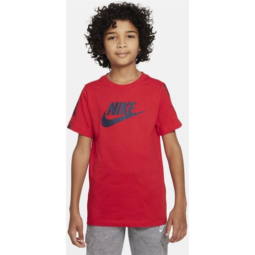 T-shirt dla dużych dzieci (chłopców) Nike Sportswear Repeat - Czerwony Nike M Nike poland