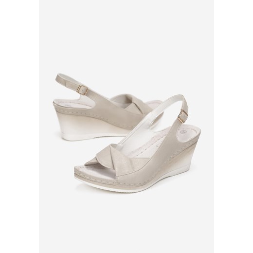 Beżowe Sandały Typhoph 40 born2be.pl