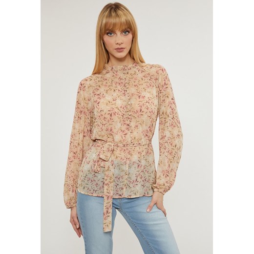 Delikatna bluzka wiązana w talii ze sklepu MONNARI w kategorii Bluzki damskie - zdjęcie 142077023