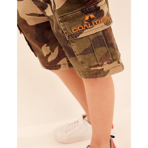 Spodenki CLTN KID CAMO SH Kamo 98-104 Coalition 98-104 Diverse