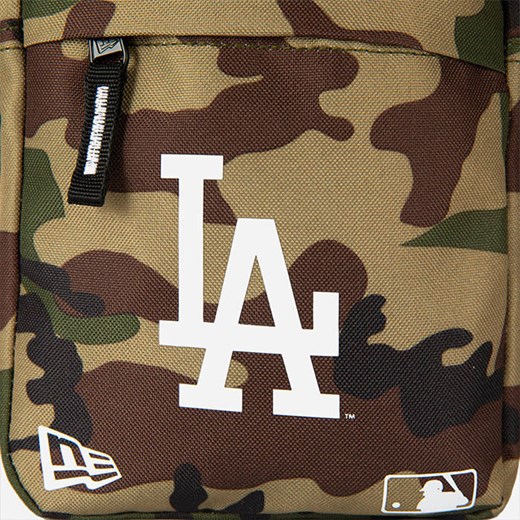 Saszetka New Era Los Angeles Dodgers Woodland Camo Side Bag 11942031 New Era one size sneakerstudio.pl