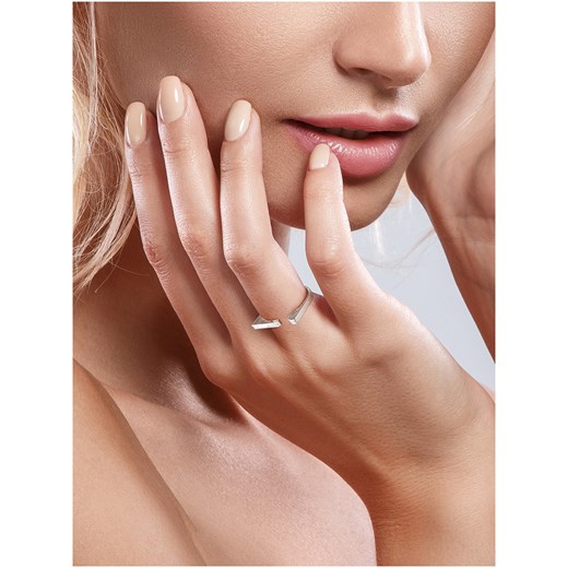 Srebrny minimalistyczny szczotkowany otwarty pierścionek Irbis.style 16 irbis.style