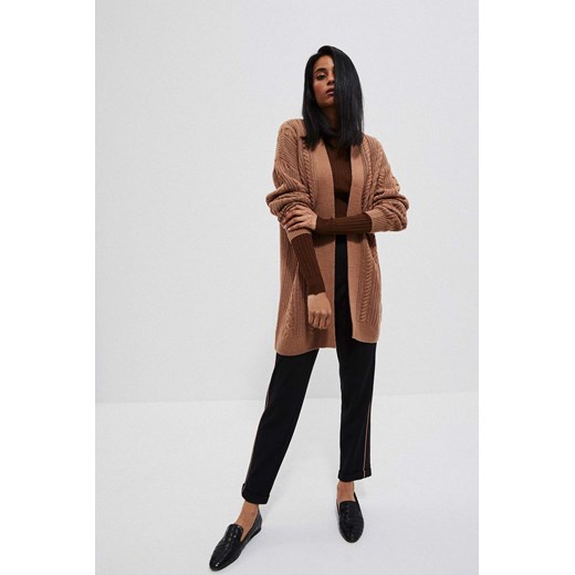 Sweter w warkoczowy splot L Moodo.pl