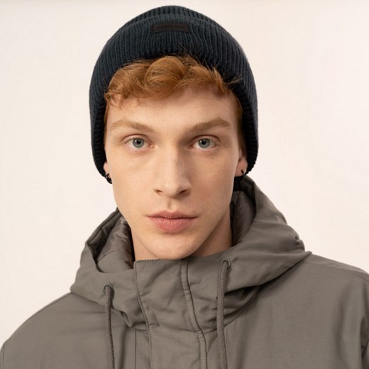 Męska czapka zimowa OUTHORN OTHAW22ACAPM039 ze sklepu Sportstylestory.com w kategorii Czapki zimowe męskie - zdjęcie 143455164