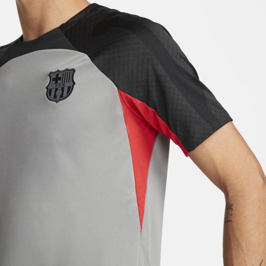 Męska koszulka piłkarska z krótkim rękawem Nike Dri-FIT FC Barcelona Strike - Nike M Nike poland
