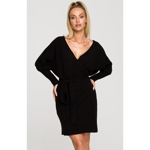 Czarna kopertowa sukienka swetrowa z wełną M714, Kolor czarny, Rozmiar L/XL, MOE ze sklepu Primodo w kategorii Sukienki - zdjęcie 143765152