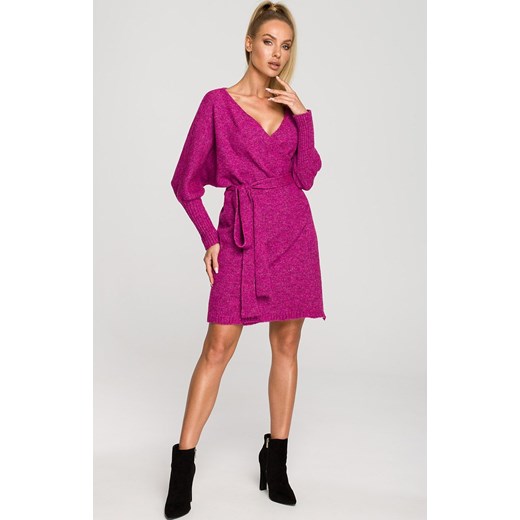 Sukienka Moe kopertowa różowa w serek mini z długim rękawem 