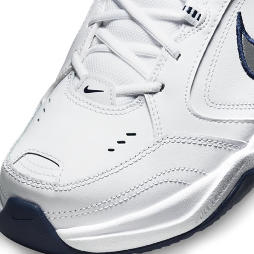 Buty lifestylowe / na siłownię Nike Air Monarch IV (dla szerokich stóp) - Biel Nike 47 Nike poland