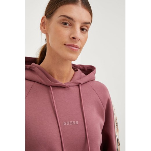 Guess bluza damska kolor różowy z kapturem z aplikacją Guess L ANSWEAR.com