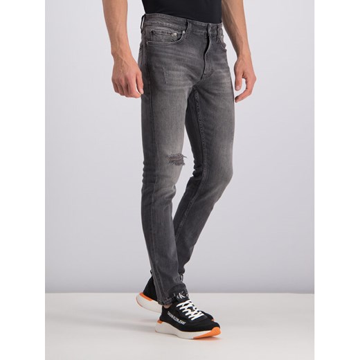 Calvin Klein Jeans Jeansy Slim Fit J30J312378 Szary Slim Fit 31_32 promocja MODIVO