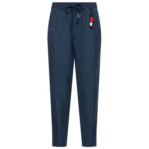 Tommy Jeans Spodnie materiałowe Pinstripe DW0DW09095 Granatowy Regular Fit Tommy Jeans L okazyjna cena MODIVO