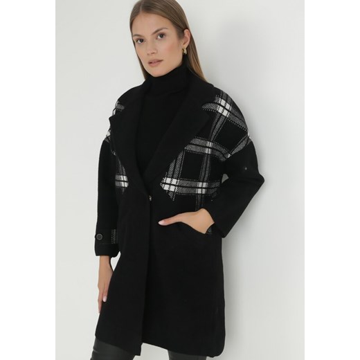 Czarny Płaszcz Krótki w Kratę Florenta ze sklepu Born2be Odzież w kategorii Płaszcze damskie - zdjęcie 145407933