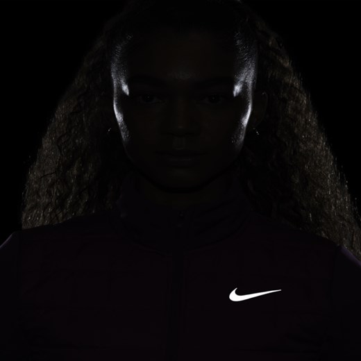 Damska kurtka do biegania z syntetycznym wypełnieniem Nike Therma-FIT - Fiolet Nike S Nike poland