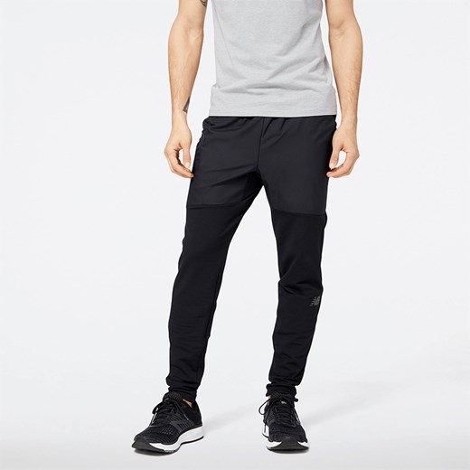 Spodnie męskie New Balance MP23287BK – czarne ze sklepu New Balance Poland w kategorii Spodnie męskie - zdjęcie 145923364