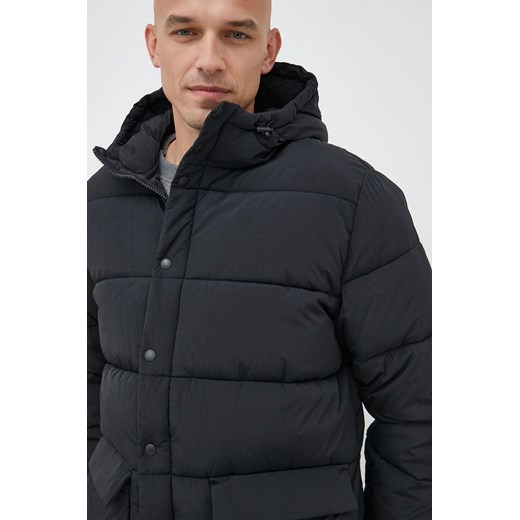 GAP kurtka męska kolor czarny zimowa ze sklepu ANSWEAR.com w kategorii Kurtki męskie - zdjęcie 146530861