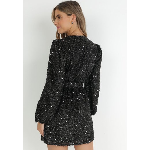 Czarna Sukienka Cekinowa z Kopertowym Dekoltem Cidoly S okazyjna cena Born2be Odzież