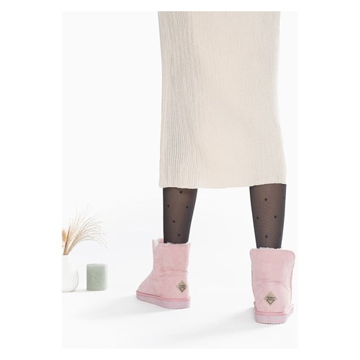 Botki zimowe "Chloe" w kolorze jasnoróżowym Island Boot 39 wyprzedaż Limango Polska