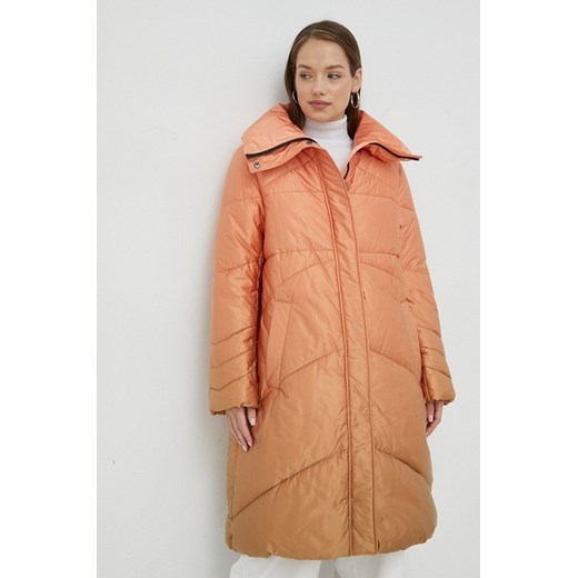 Guess kurtka damska kolor pomarańczowy zimowa ze sklepu ANSWEAR.com w kategorii Kurtki damskie - zdjęcie 146849423