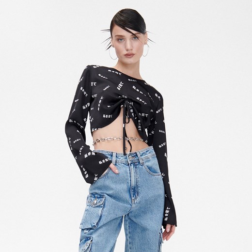 Cropp - Czarna bluzka z marszczeniem - Czarny Cropp XL Cropp