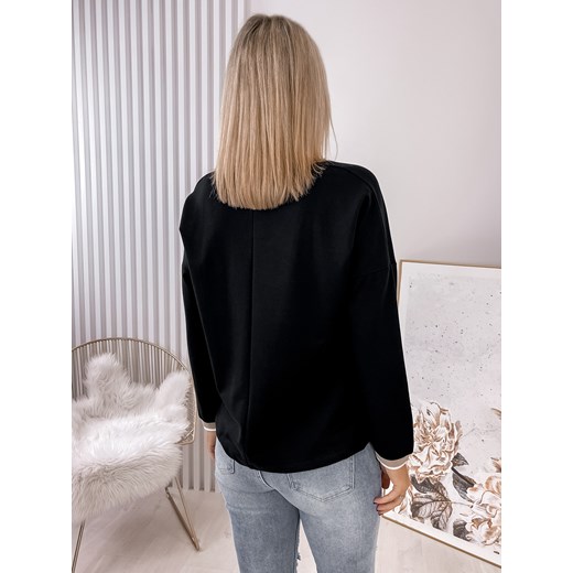 Bluzka damska czarna Ubra z dekoltem v z długim rękawem 