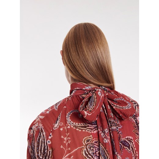 Reserved sukienka z długim rękawem trapezowa czerwona 