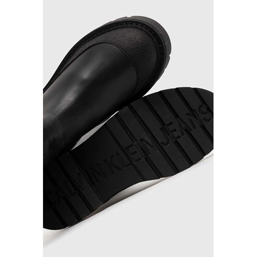 Calvin Klein Jeans kozaki Combat Knee Boot damskie kolor czarny na płaskim 37 ANSWEAR.com
