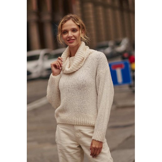 Sweter z golfem Hygge Onesize Naoko one size wyprzedaż NAOKO