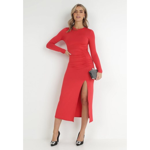 Czerwona Sukienka Linalle ze sklepu Born2be Odzież w kategorii Sukienki - zdjęcie 147902231
