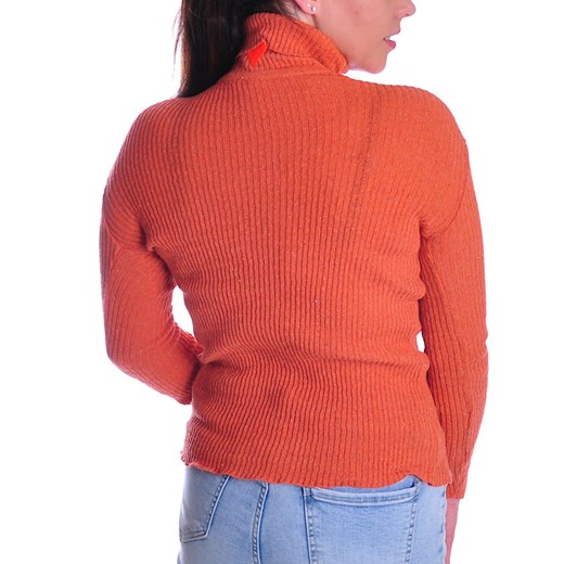 Sweter damski z golfem