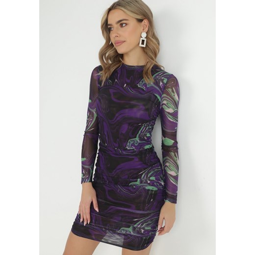Wielokolorowa sukienka Born2be z długimi rękawami z okrągłym dekoltem dopasowana 