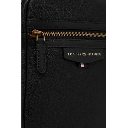 Tommy Hilfiger saszetka skórzana kolor czarny Tommy Hilfiger ONE ANSWEAR.com