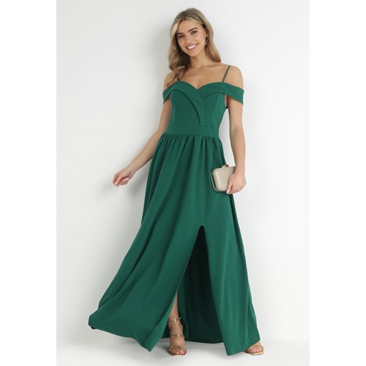 Zielona Rozkloszowana Sukienka na Ramiączkach Maxi Chilli ze sklepu Born2be Odzież w kategorii Sukienki - zdjęcie 148313360