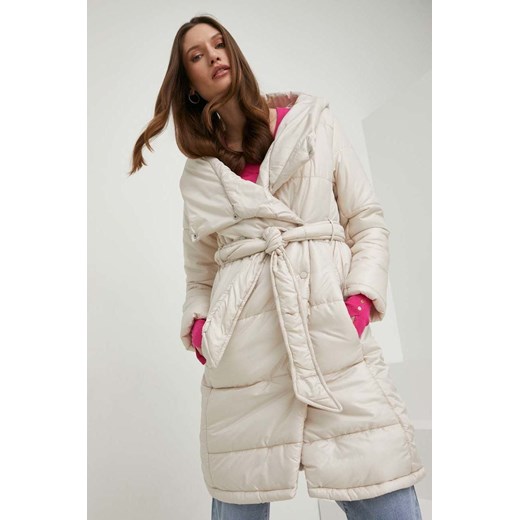 Answear Lab kurtka damska kolor beżowy zimowa ze sklepu ANSWEAR.com w kategorii Kurtki damskie - zdjęcie 148387840